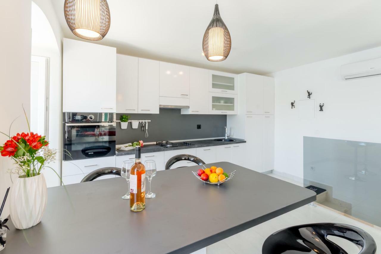 Apartment Barbara Supetar Εξωτερικό φωτογραφία